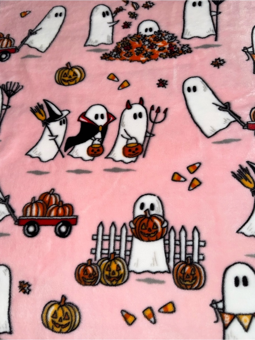 Isaac Mizrahi Fall Autumn Leaves Halloween Ghost & Pumpkins Pink Blanket - Picture 4 of 4